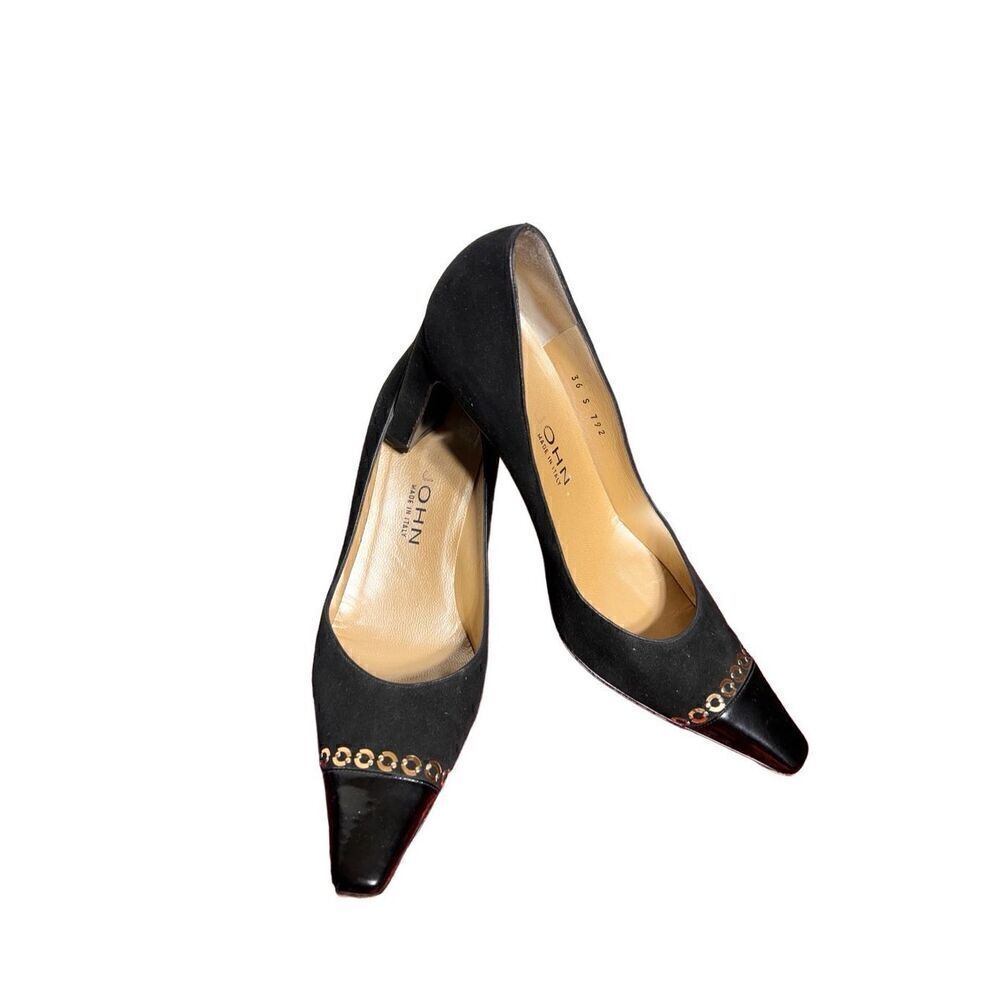 St. John Black Suede Pointed Toe Pumps Made in Italy Size 6.5 B